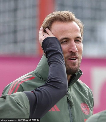 诺伊尔欧冠生涯失误统计:为何在酋长球场总是出现危机?