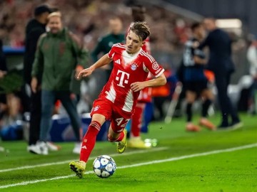 拜仁17岁小将成德国足坛最受瞩目的新星,英超三大豪门已派出球探