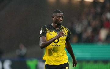 0-1!德甲5亿欧劲旅拿下4连胜,最新积分榜,拜仁24分,勒沃17分