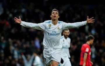 单赛季联赛40球有多难?西甲仅3人做到,C罗上榜,梅西纪录难超越