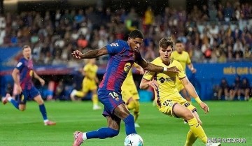 拉什福德因晨会迟到失首发,替补登场献助攻,此前他曾多次因纪律受罚