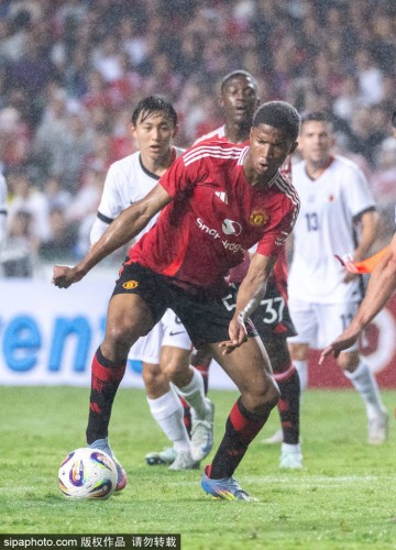 曼联2025/26赛季赛程曝光!死敌利物浦+升班马利兹联双重考验