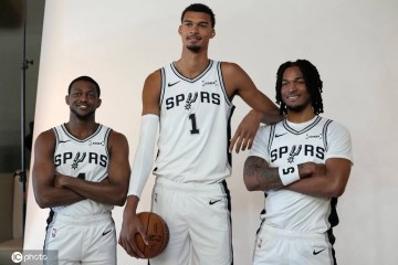 30天30队马刺:文班化解血栓危机 重建又遇三PG难题