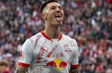 21球6助攻德甲天才神锋横空出世,开价8000万欧两大英超豪门疯抢