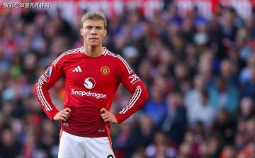 说服曼联后,孔蒂又说服了球员本人:意甲卫冕冠军迎来新9号加入