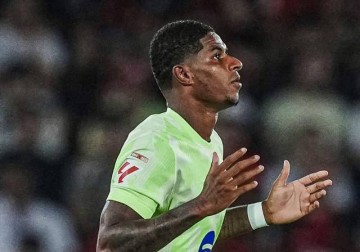 巴萨欲买断拉什福德合同至2030:降薪再签长约