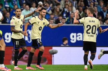 西甲逆转!拒绝爆冷!完成翻盘3连胜,巴萨落后皇马