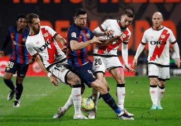 西甲焦点战前瞻:毕尔巴鄂 VS 巴列卡诺,谁能抢占先机?